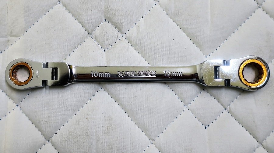 z32ヘッドライトの取外し