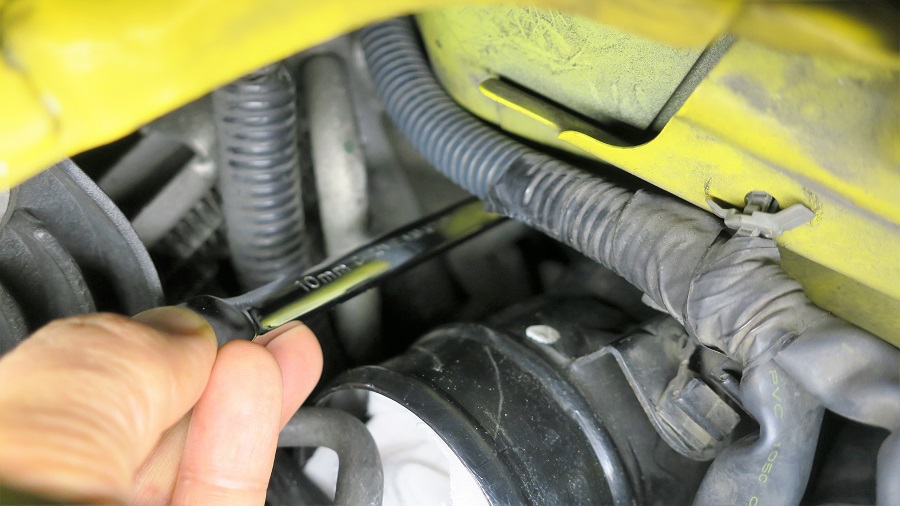 z32ヘッドライトの取外し