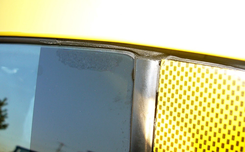 Z32ドアウェザーストリップの新品