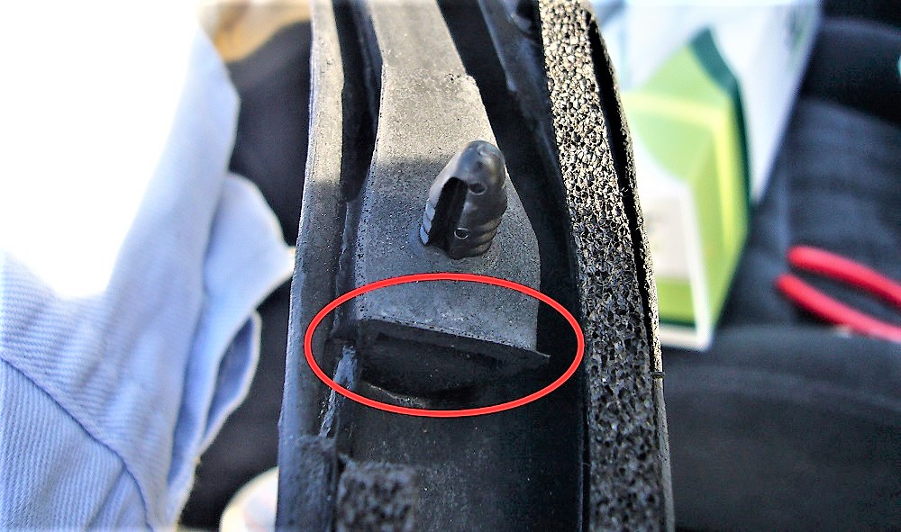 Z32ボディサイドウェザーストリップの機能考察