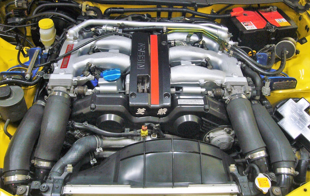 Z32フード（ボンネット）バンパーの交換