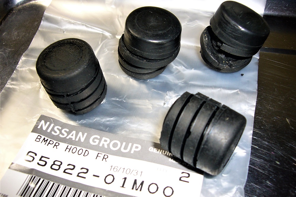 Z32フード（ボンネット）バンパーの交換