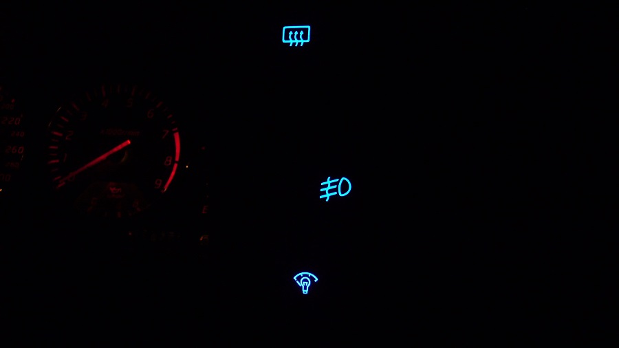 Z32クラスタースイッチランプLED