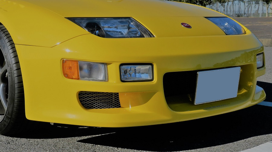 Z32トラストグレイサーフロントバンパー