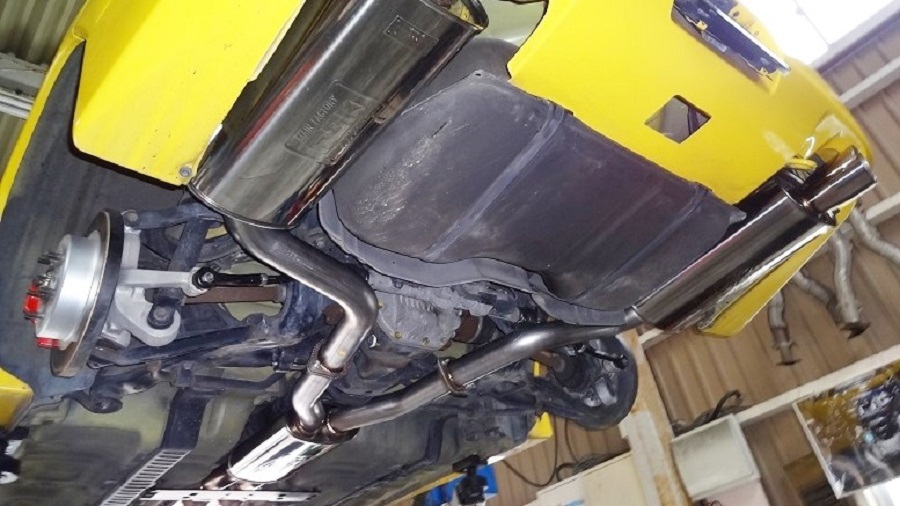 Z32フジツボレガリスRマフラー