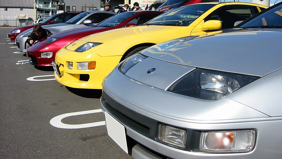 Z32節ぶんオフ オートウェーブ新山下店