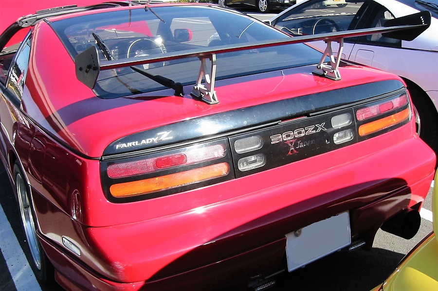 Z32節ぶんオフ オートウェーブ新山下店