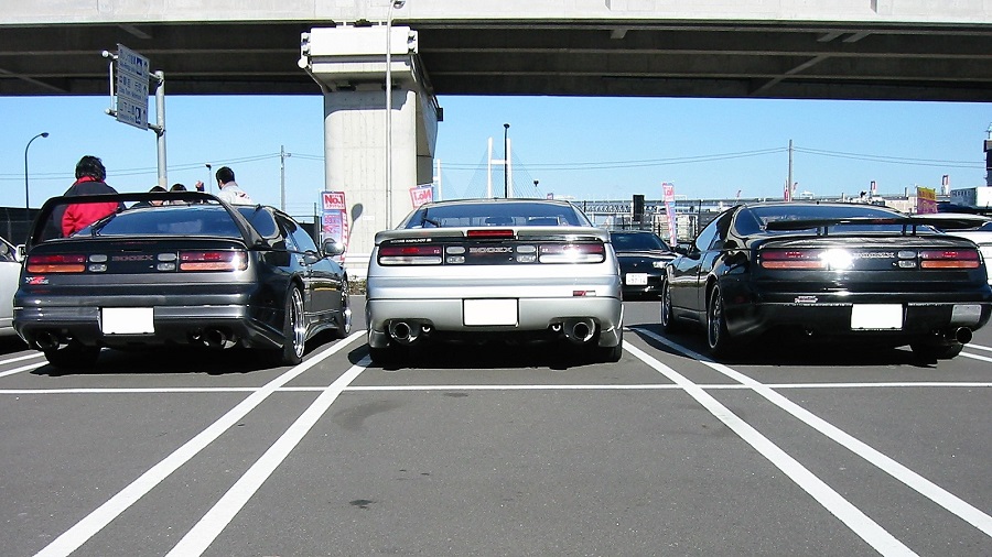 Z32節ぶんオフ オートウェーブ新山下店