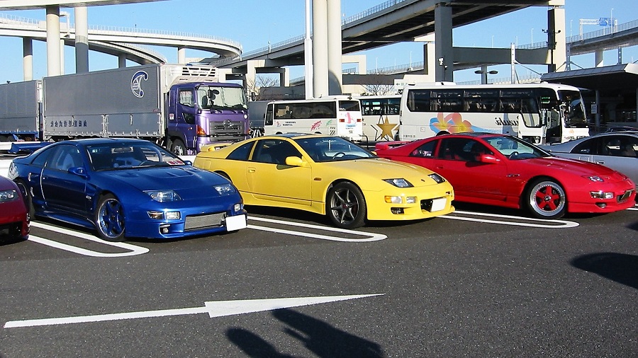 Z32節ぶんオフ オートウェーブ新山下店