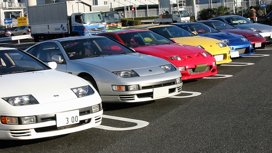 Z32節ぶんオフ オートウェーブ新山下店