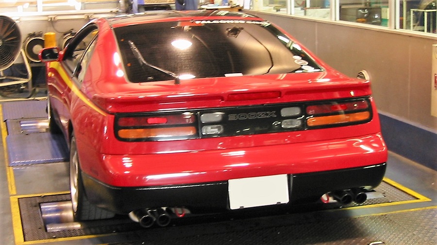 Z32スーパーオートバックスかしわ沼南店シャシダイバトルオフ