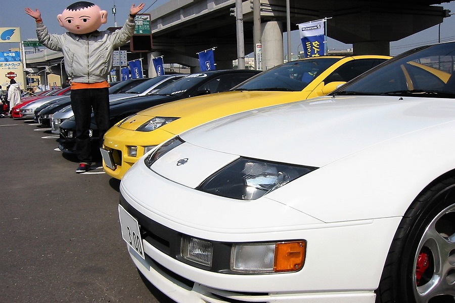 Z32 HINA Fiesta 2006 オートウェーブ新山下店