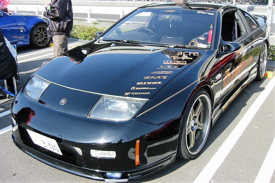 Z32 HINA Fiesta 2006 オートウェーブ新山下店